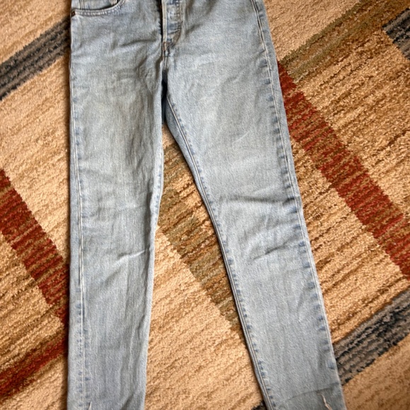 Levi’s 501 Jeans - Picture 3 of 6